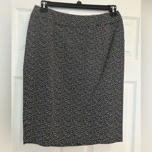 Women’s Size 10 Apt 9 Black & White Tori Pencil Skirt New with Tags